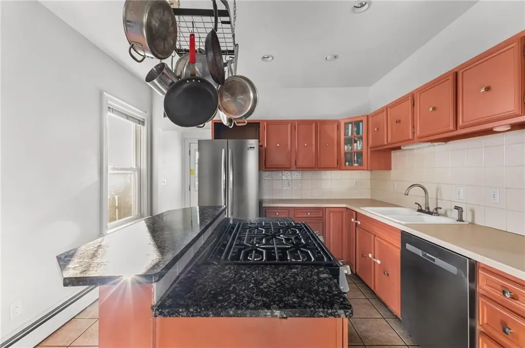 231 Pleasant Street Providence RI 02906
