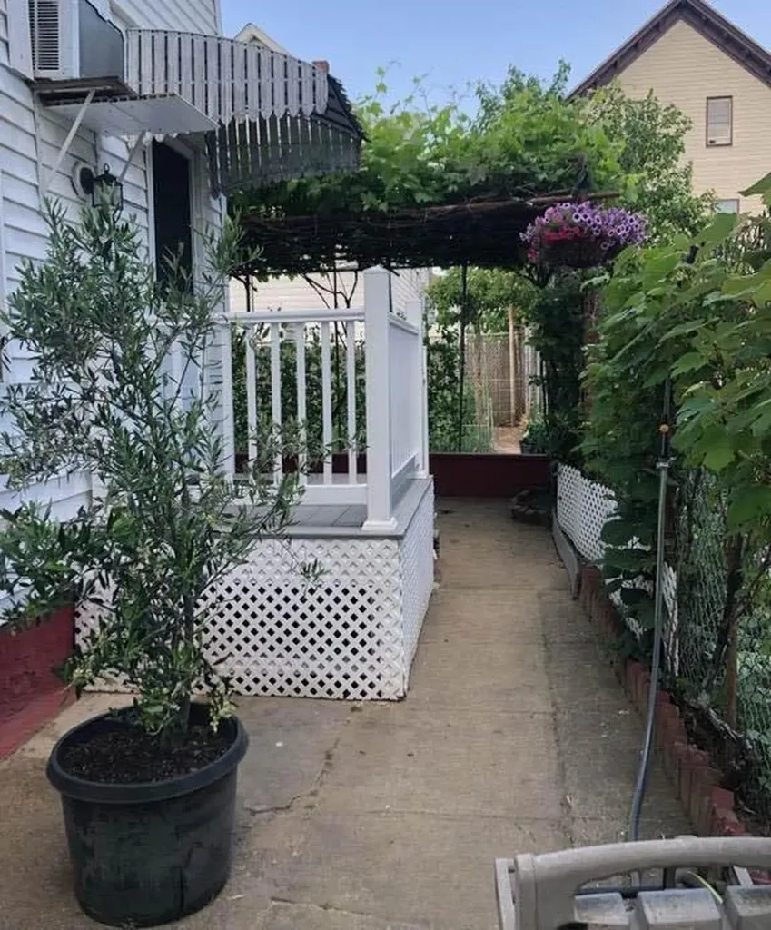 65 Bain Street Cranston RI 02920