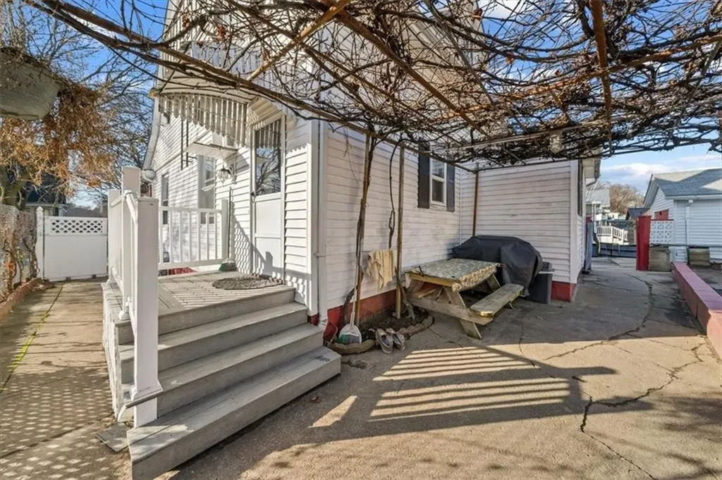 65 Bain Street Cranston RI 02920