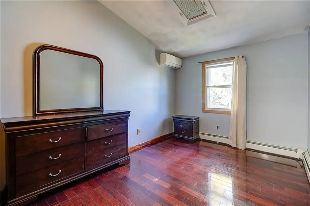 69 Everleth Avenue Warwick RI 02888