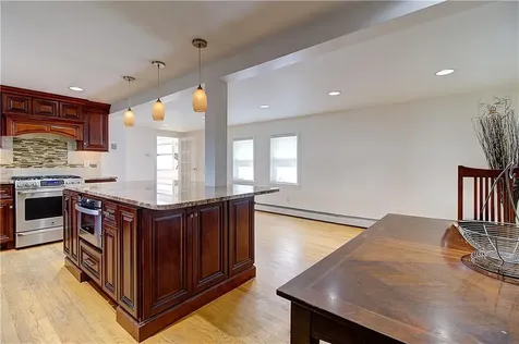 69 Everleth Avenue Warwick RI 02888