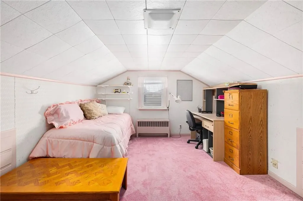 161 Hillside Avenue Providence RI 02906