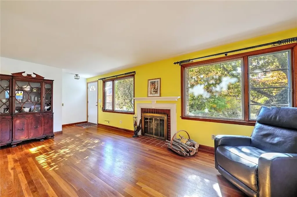 162 Angell Road Cumberland RI 02864