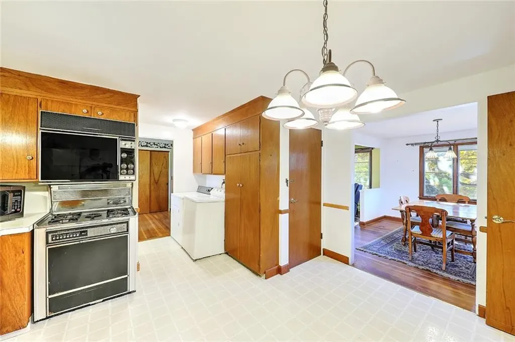 162 Angell Road Cumberland RI 02864