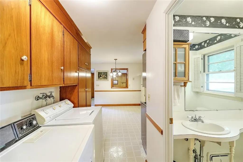 162 Angell Road Cumberland RI 02864
