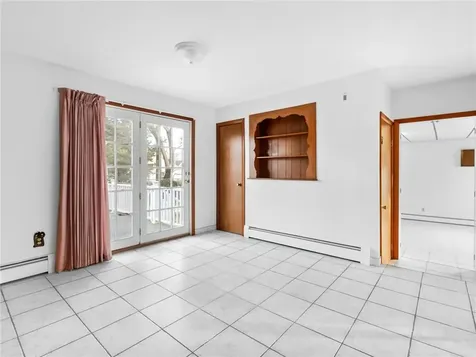 63 Villa Avenue North Providence RI 02904