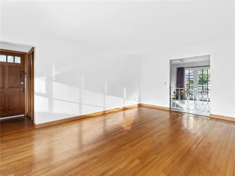 63 Villa Avenue North Providence RI 02904