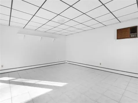 63 Villa Avenue North Providence RI 02904