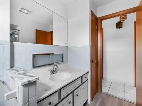 63 Villa Avenue North Providence RI 02904