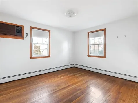 63 Villa Avenue North Providence RI 02904