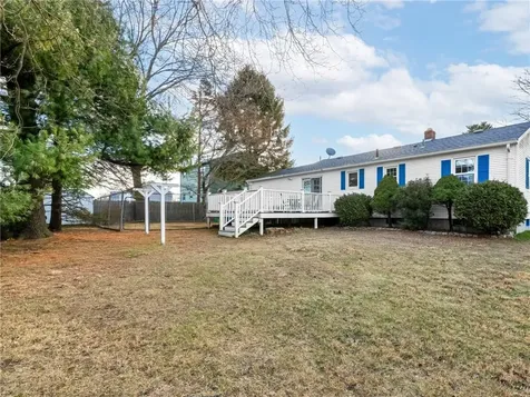 63 Villa Avenue North Providence RI 02904