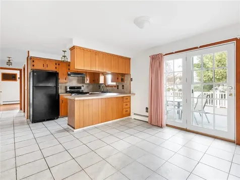 63 Villa Avenue North Providence RI 02904