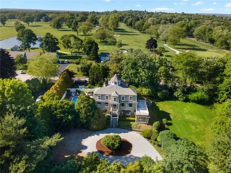 35 Westford Avenue Warwick RI 02889