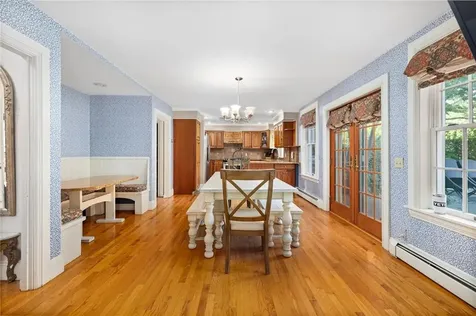 35 Westford Avenue Warwick RI 02889