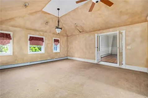 35 Westford Avenue Warwick RI 02889