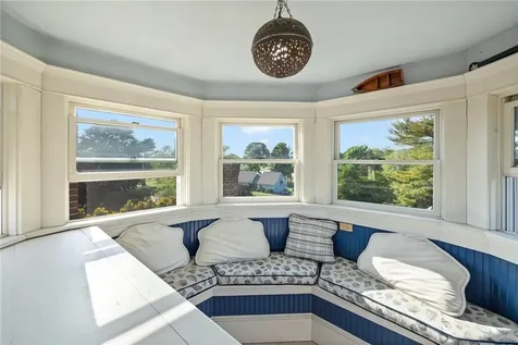 35 Westford Avenue Warwick RI 02889