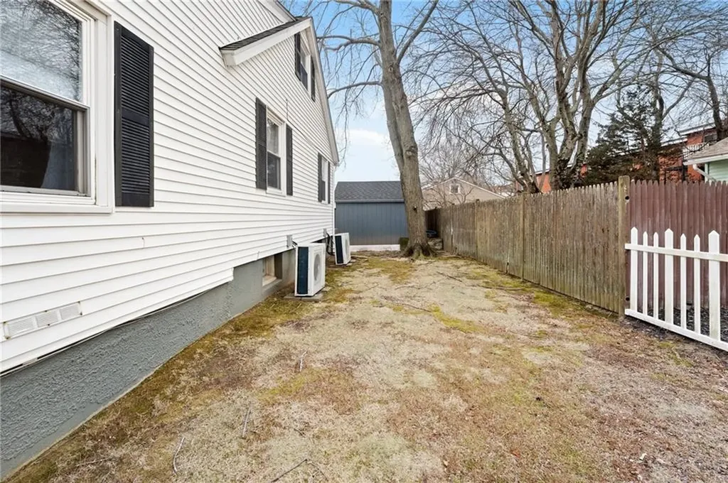 236 Smithfield Road North Providence RI 02904