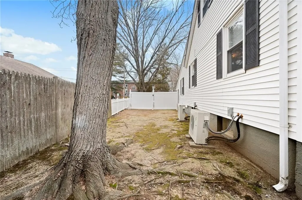 236 Smithfield Road North Providence RI 02904