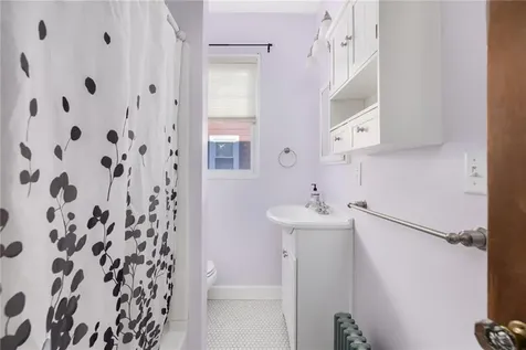 56 Peckham Avenue North Providence RI 02908