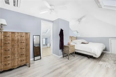 56 Peckham Avenue North Providence RI 02908