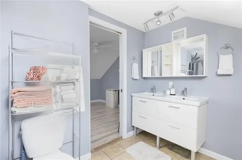 56 Peckham Avenue North Providence RI 02908