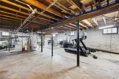 56 Peckham Avenue North Providence RI 02908