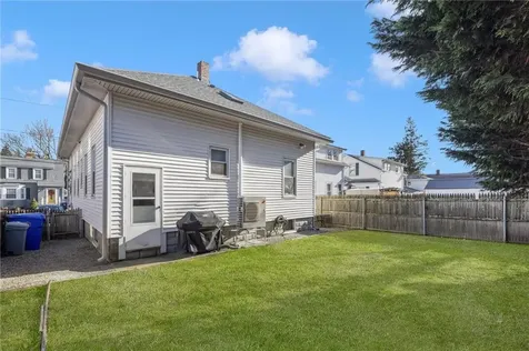 56 Peckham Avenue North Providence RI 02908