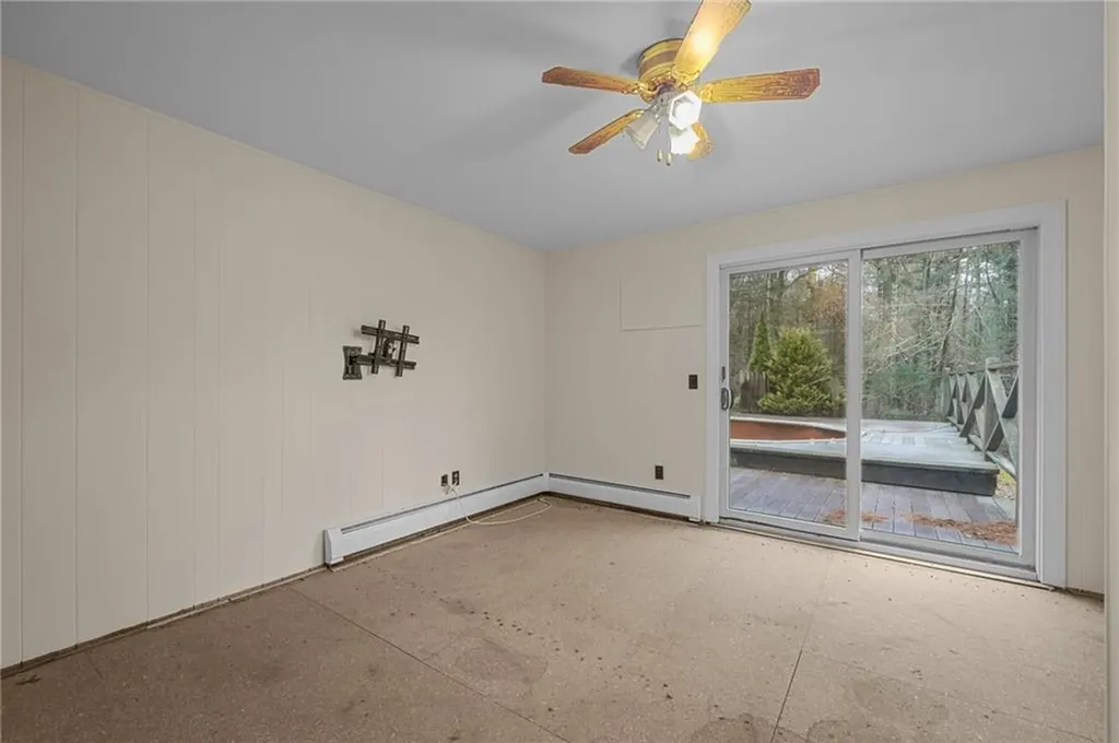 30 Sheffield Hill Road Exeter RI 02822