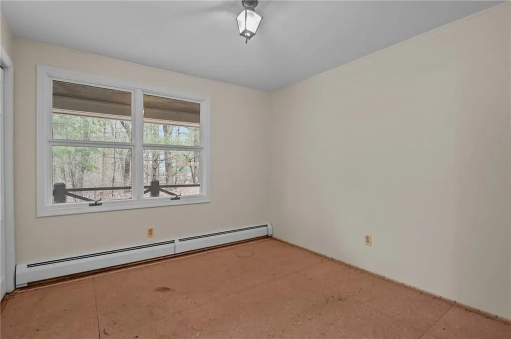 30 Sheffield Hill Road Exeter RI 02822