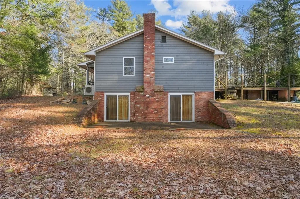 30 Sheffield Hill Road Exeter RI 02822