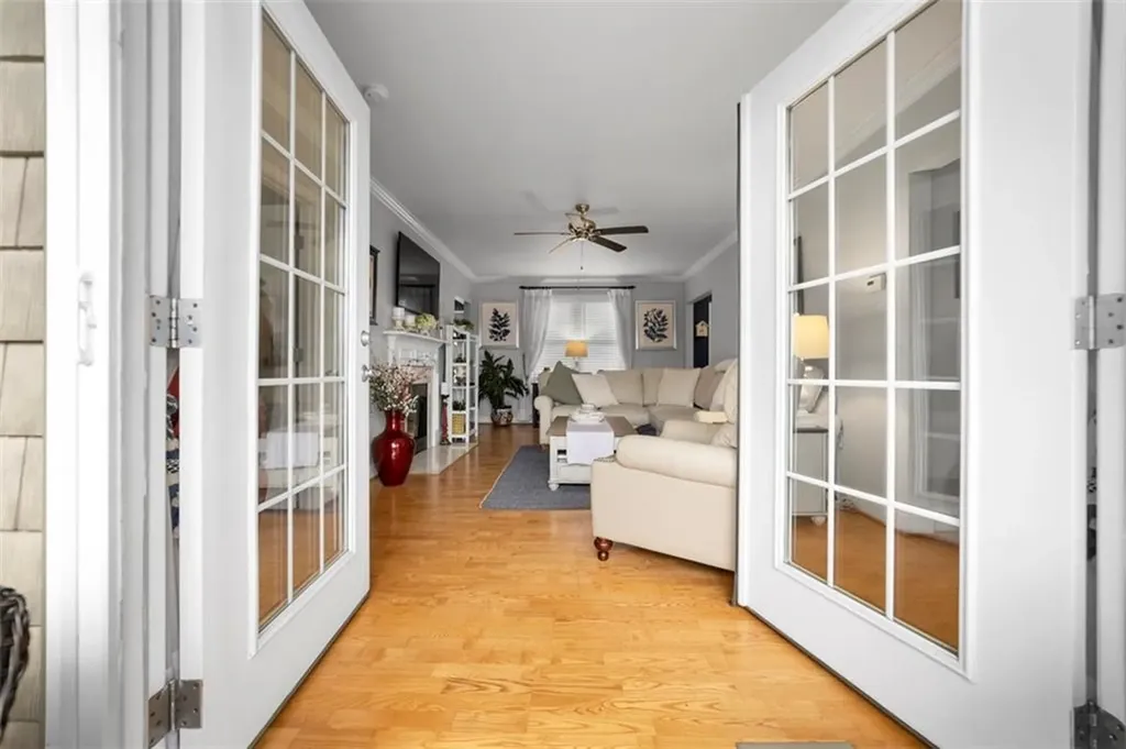 70 Turner Street Warwick RI 02886