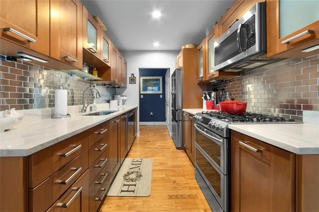 70 Turner Street Warwick RI 02886