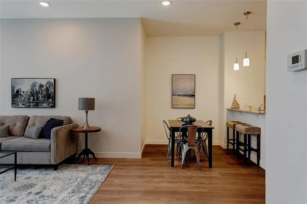 29 Burgess Parkway East Providence RI 02914