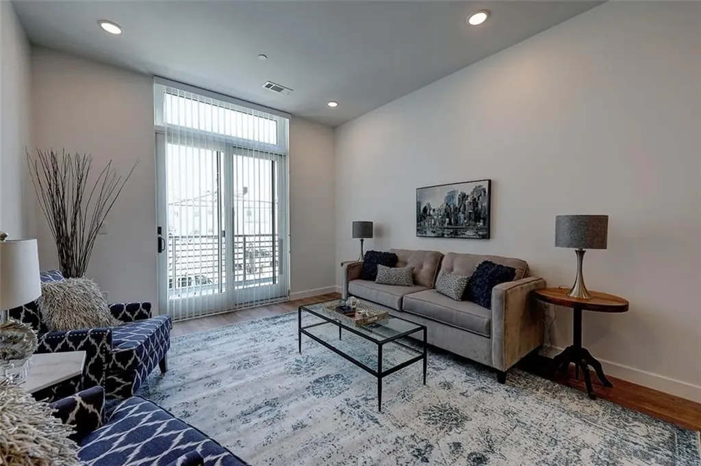 29 Burgess Parkway East Providence RI 02914