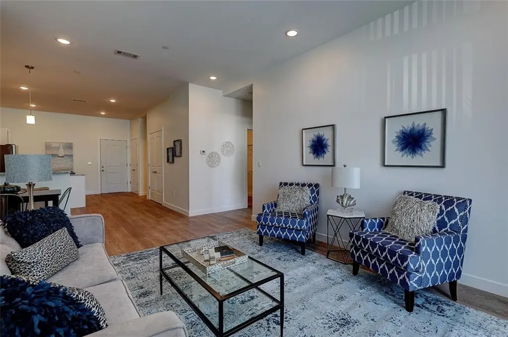 29 Burgess Parkway East Providence RI 02914