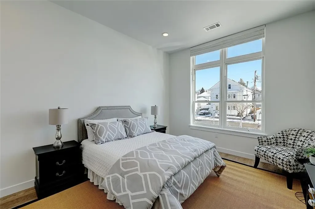 29 Burgess Parkway East Providence RI 02914