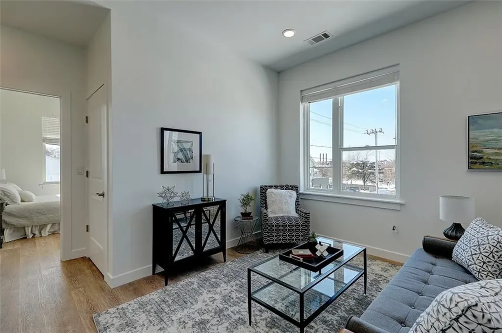 29 Burgess Parkway East Providence RI 02914