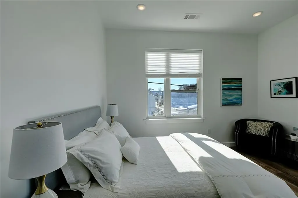 29 Burgess Parkway East Providence RI 02914