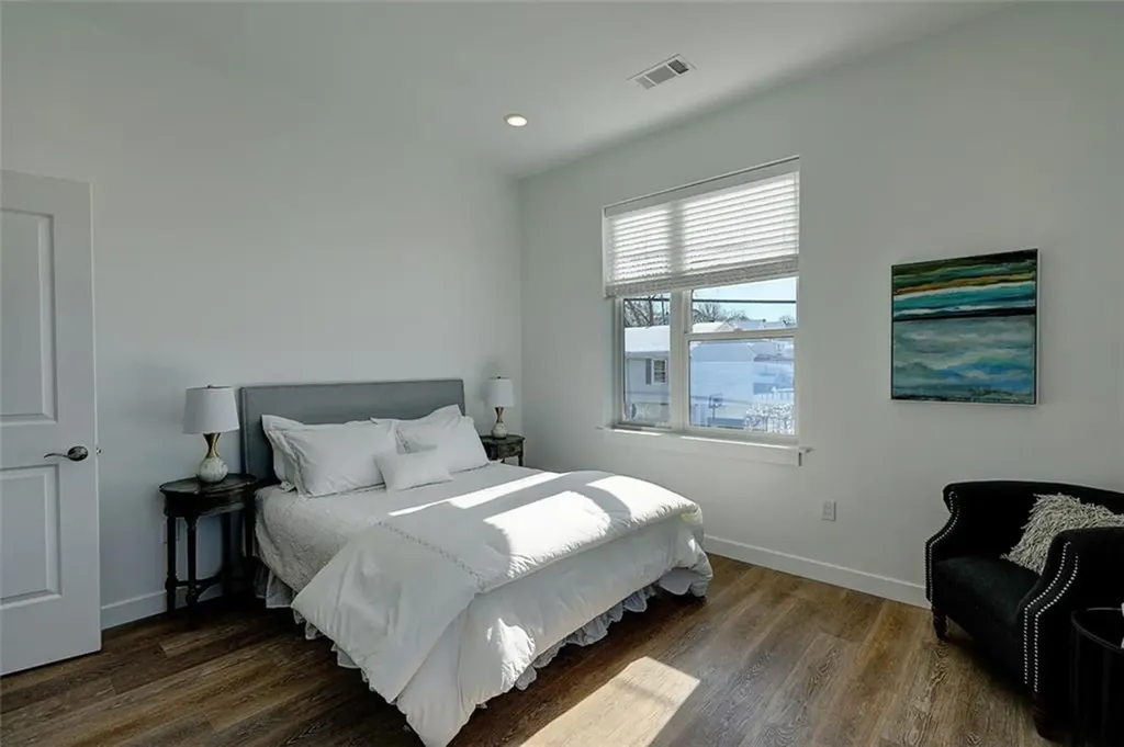 29 Burgess Parkway East Providence RI 02914