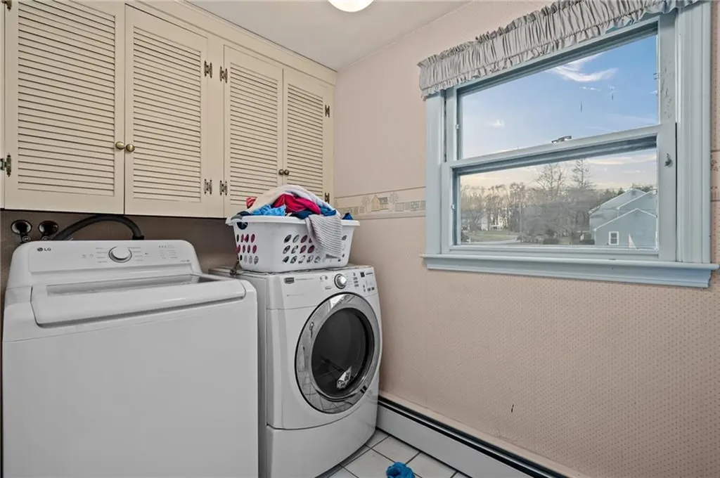 51 Countryside Drive Cumberland RI 02864