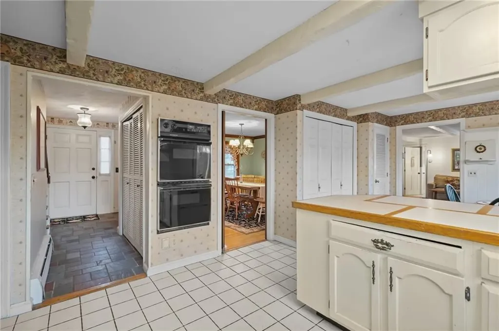 51 Countryside Drive Cumberland RI 02864