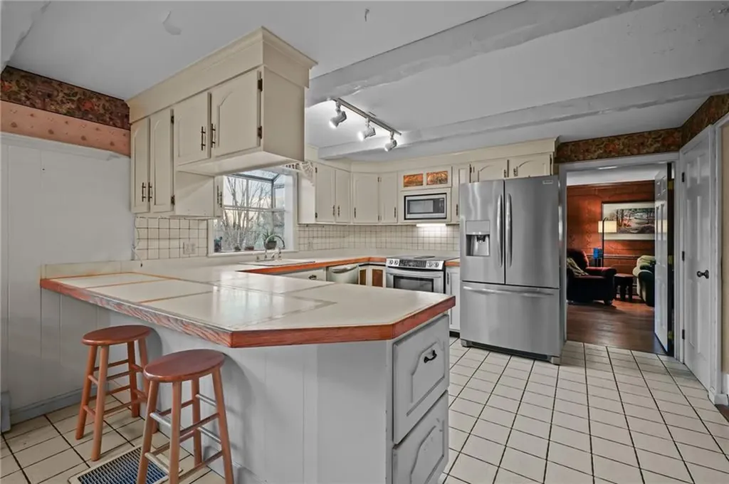 51 Countryside Drive Cumberland RI 02864