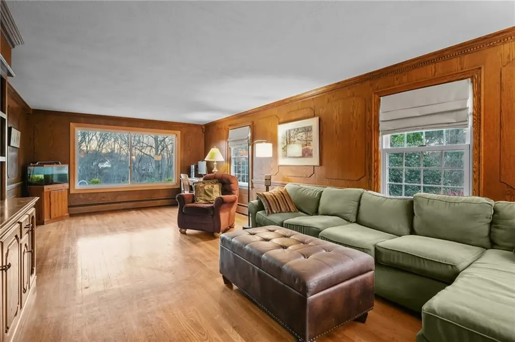 51 Countryside Drive Cumberland RI 02864