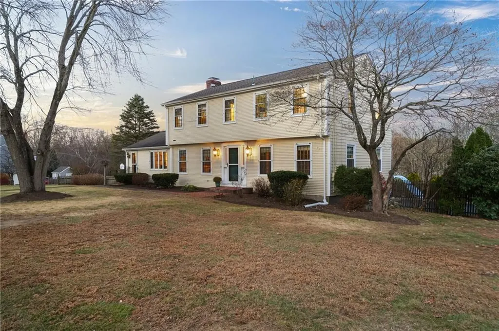 51 Countryside Drive Cumberland RI 02864