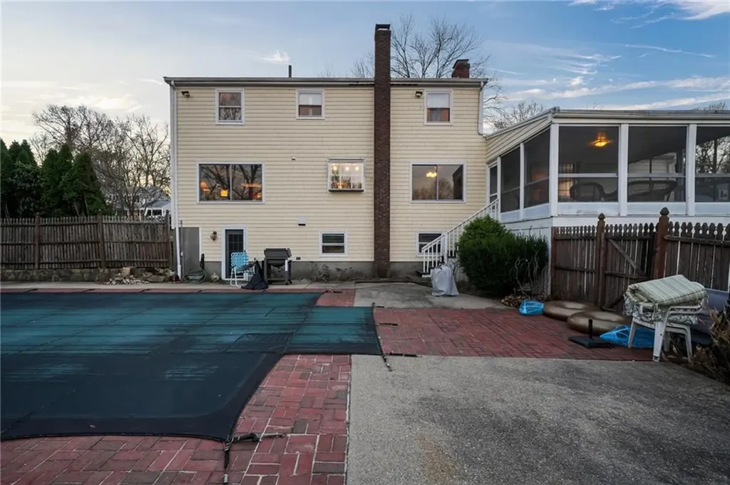 51 Countryside Drive Cumberland RI 02864