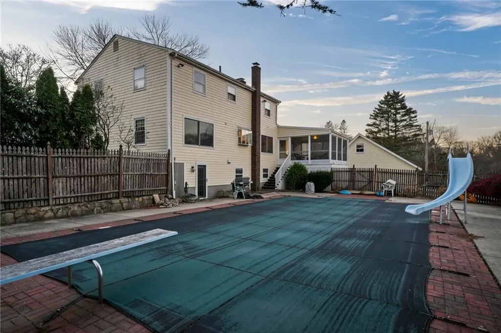51 Countryside Drive Cumberland RI 02864