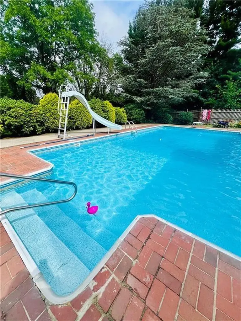51 Countryside Drive Cumberland RI 02864