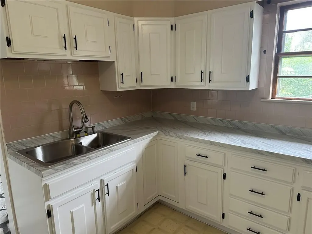 1243 Cranston Street Cranston RI 02920