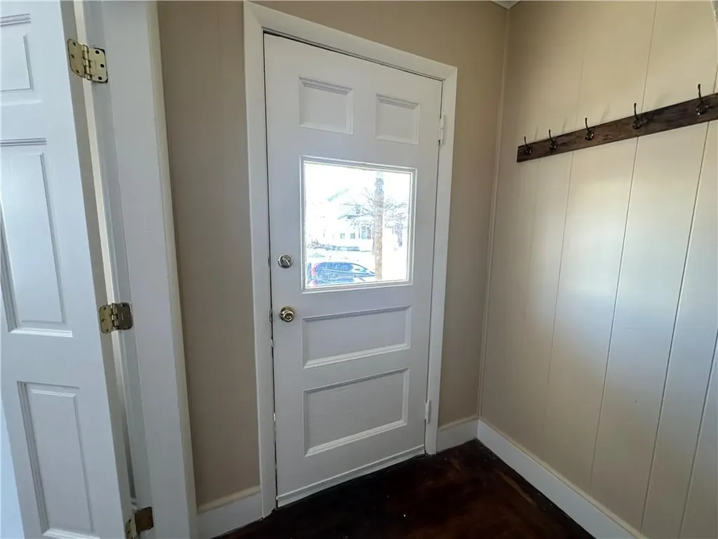 1243 Cranston Street Cranston RI 02920