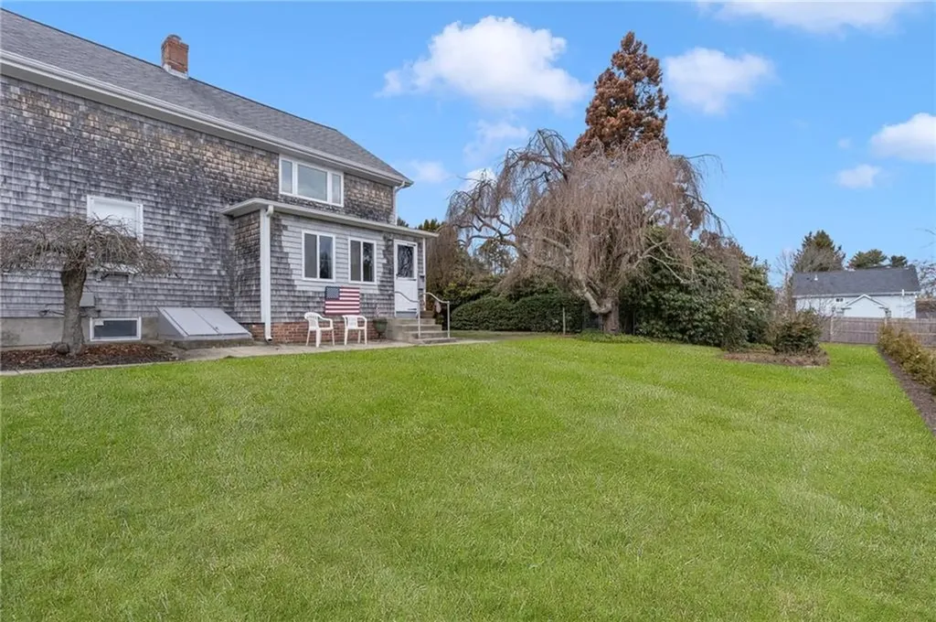 25 Park Street West Warwick RI 02893